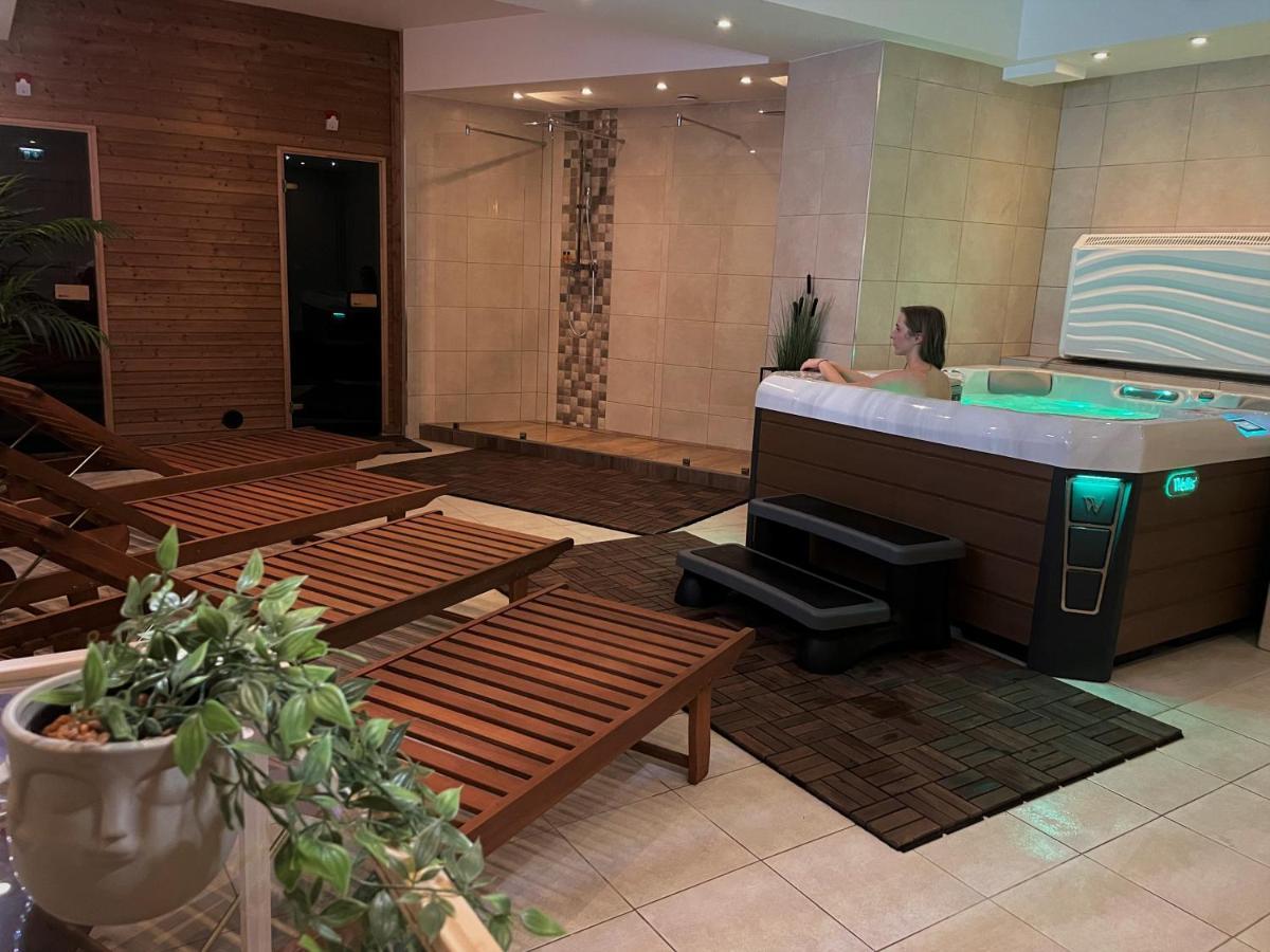 Bed and Breakfast Chicago Vendeghaz Сентеш Экстерьер фото