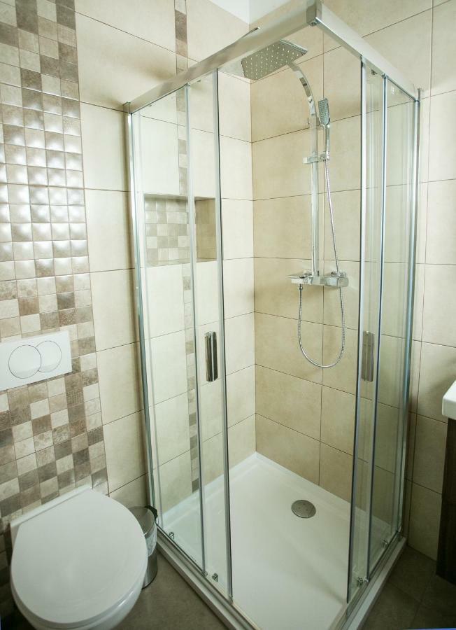 Bed and Breakfast Chicago Vendeghaz Сентеш Экстерьер фото