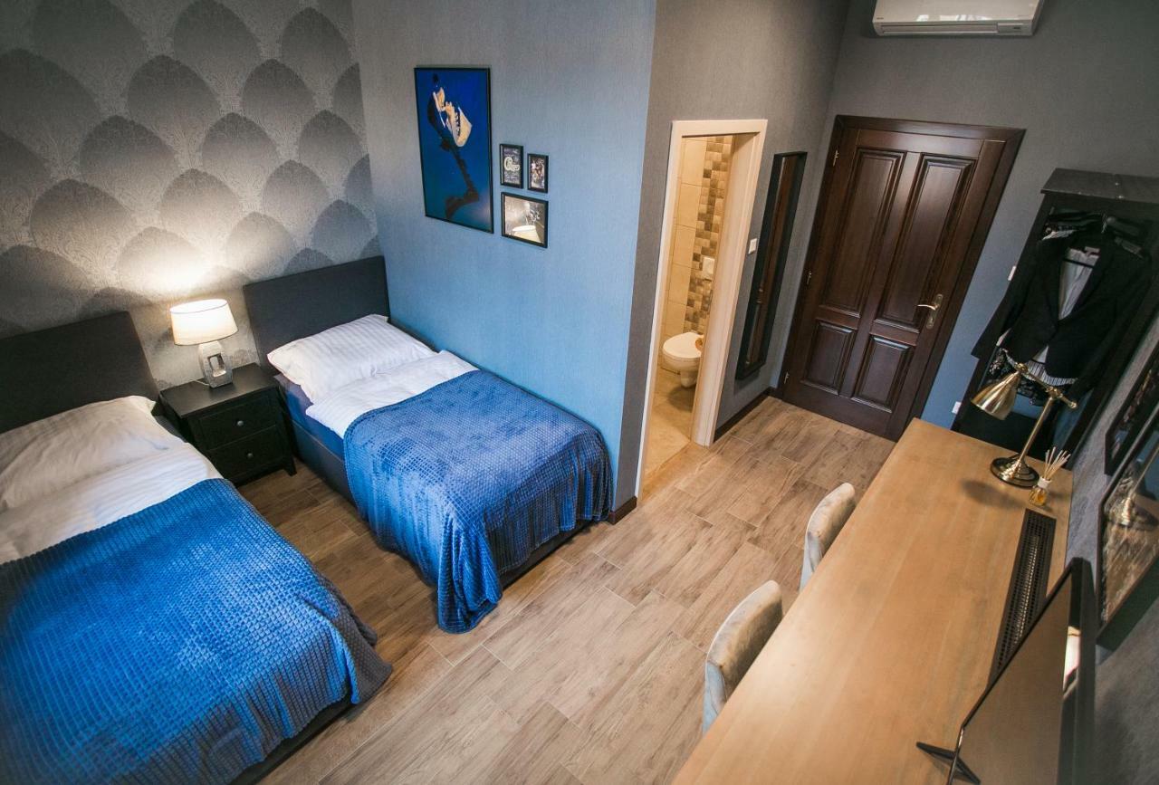Bed and Breakfast Chicago Vendeghaz Сентеш Экстерьер фото
